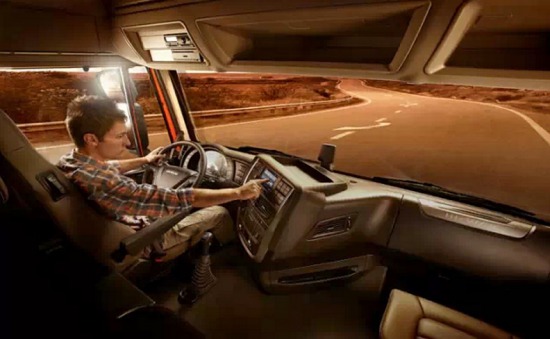 SStralis 360°ҕRҕXä^(q)