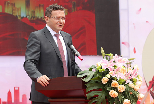 Ї(gu) Thilo Halter.jpg