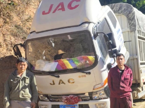 ¾Ԯ@U(xin)BB 11̖(ho)(w)_ǰ