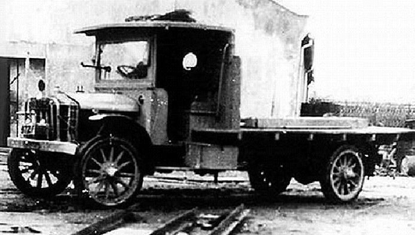 D2  ƿ܇аl(f)󲿷㲿“Ї(gu)”ոͨf(wn)(gu)˹ؐ˵܇Sļg(sh)l(f)