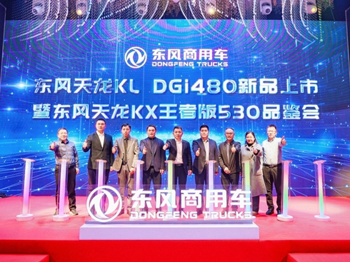 |L(fng)ِ7Ҹ܇(ch)Ї(gu)M(jn)ɽ