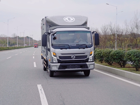 ҕl6{(ln)ƘO܇(ch)|L(fng)𺳁(li)u